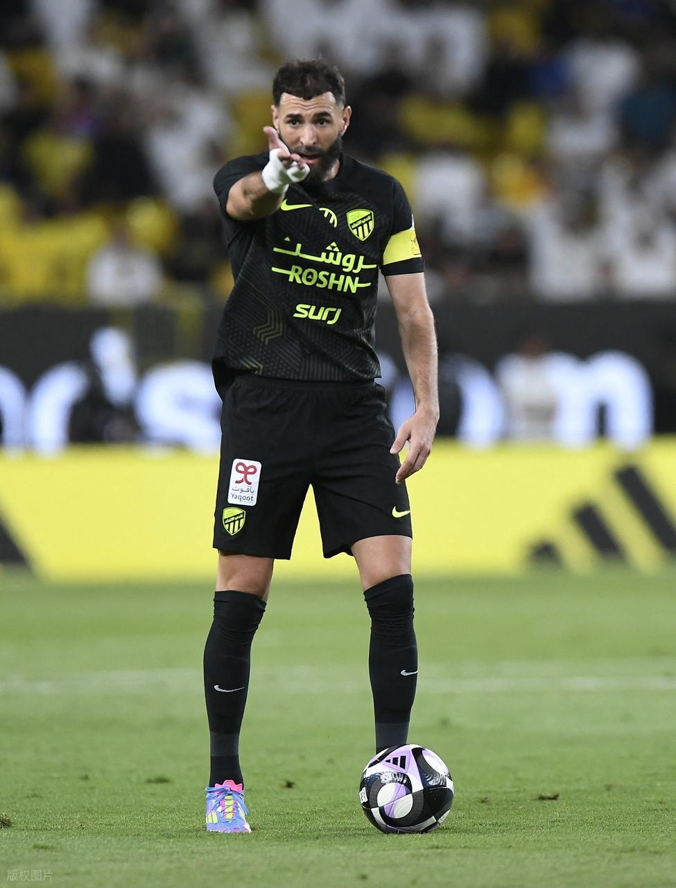 沙特联最新积分战报 本泽马踢半场 卫冕冠军5连胜终止 少榜首11分