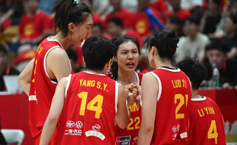 开云APP-CCTV5直播！中国女篮首战非洲劲旅，3大内线世界顶级，剑指开门红