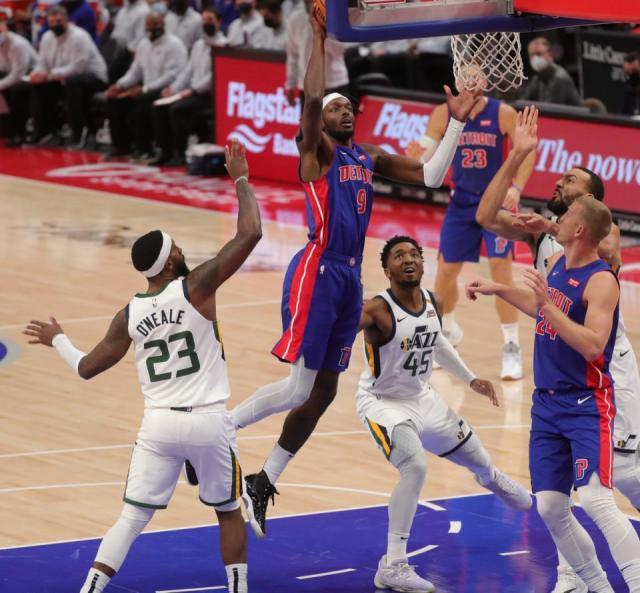 活塞后卫线面临人员危机 一人受主帅钦点肩负重任